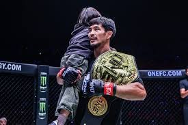 2005 亚洲突破：郭泓志正式升上大联盟，展现出惊人的三振火球